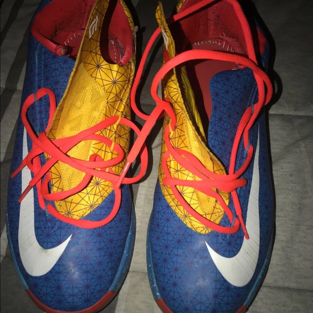 Nike KDs size 12